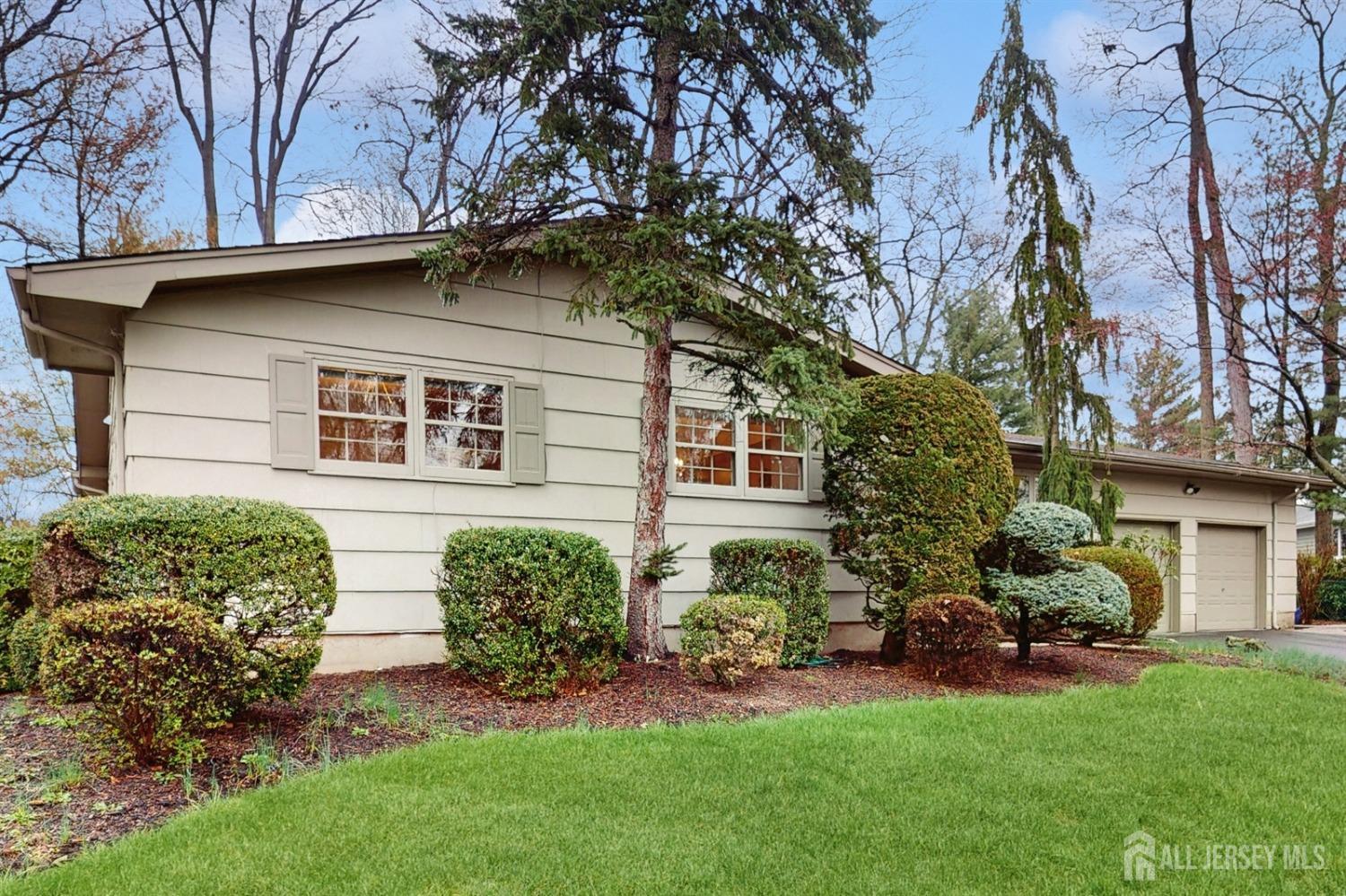 4 Whitewood Road, Edison, New Jersey image 2