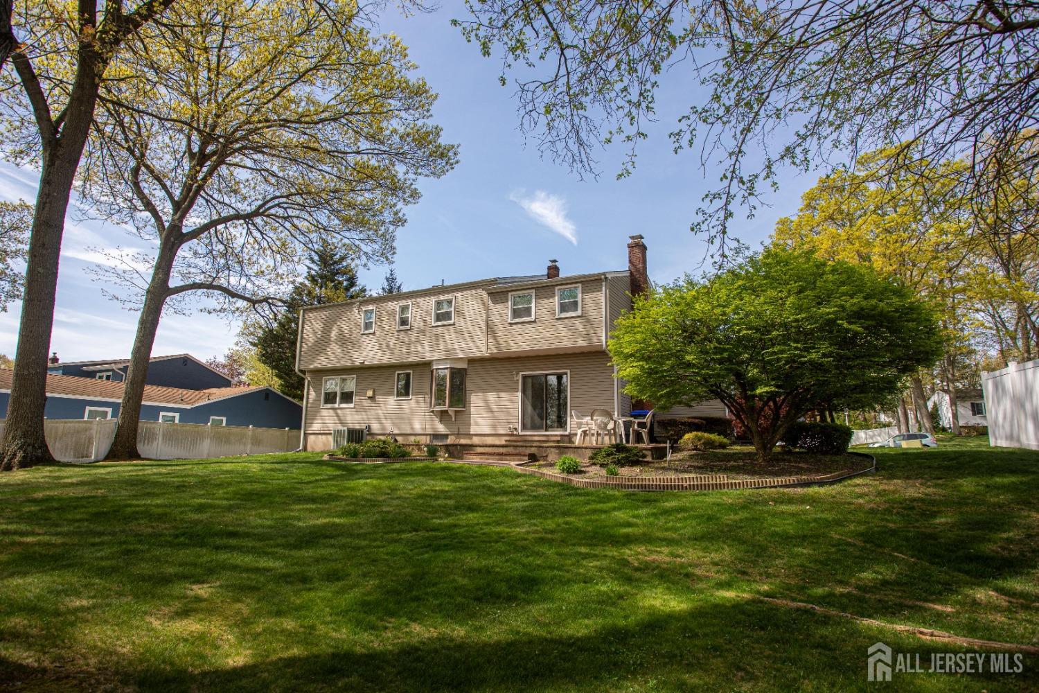 7 Colt Court, East Brunswick, New Jersey image 5
