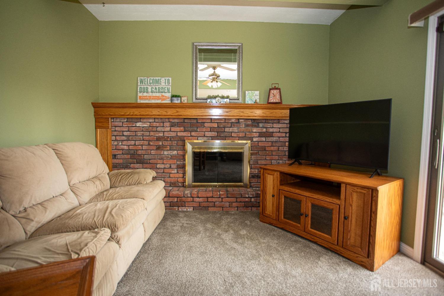 7 Colt Court, East Brunswick, New Jersey image 15