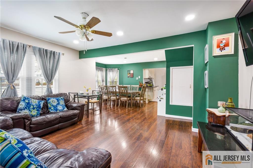 48 Central Avenue, Piscataway, New Jersey image 14