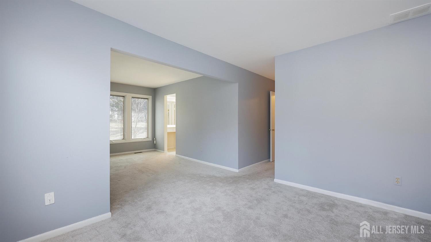 64 Giggleswick Way, Edison, New Jersey image 17
