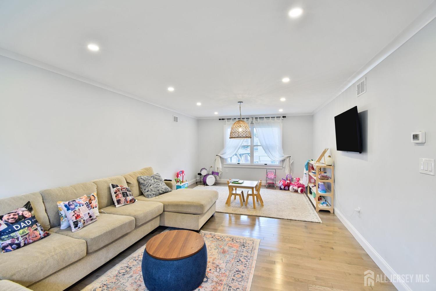 101 Nickel Avenue, Sayreville, New Jersey image 8