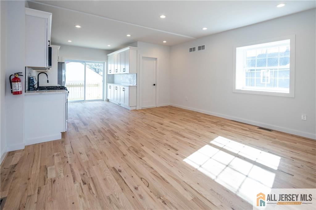 22 3rd Street, Fords, New Jersey image 10