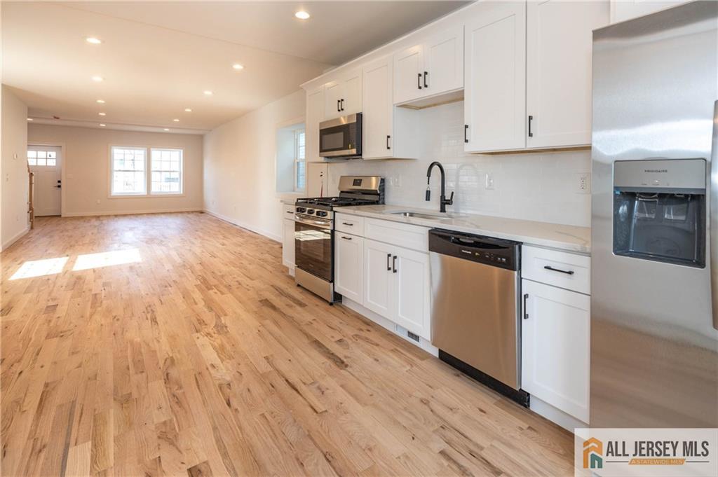 22 3rd Street, Fords, New Jersey image 5