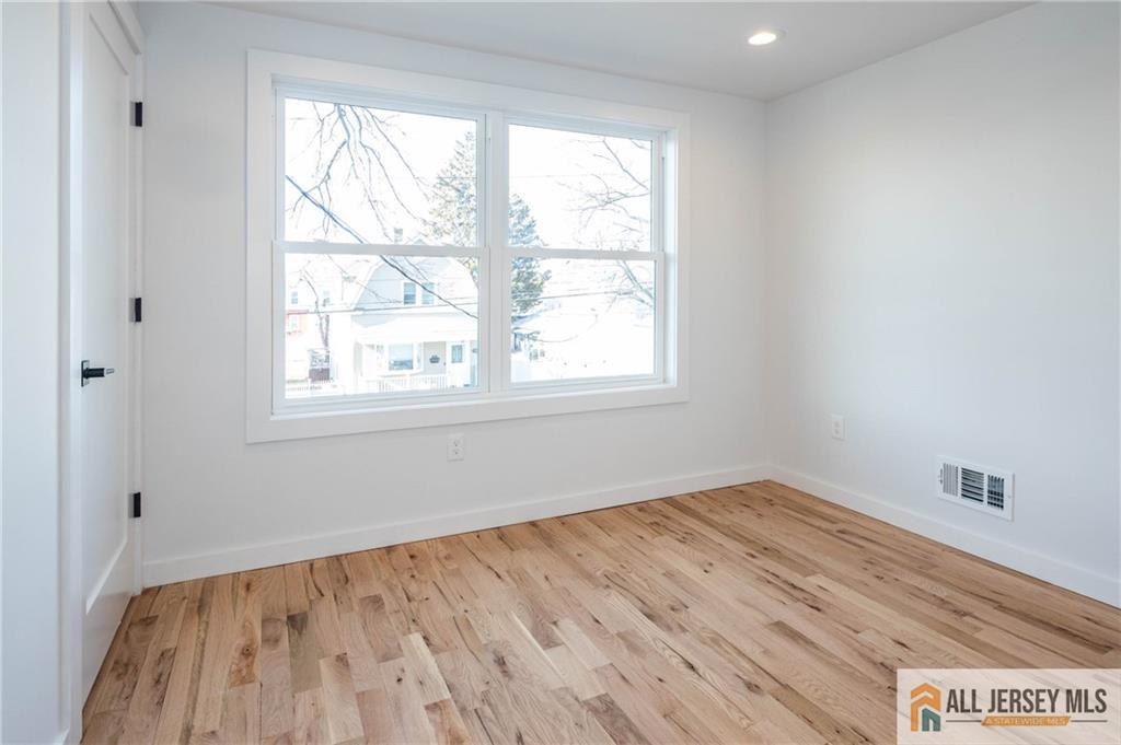 22 3rd Street, Fords, New Jersey image 21