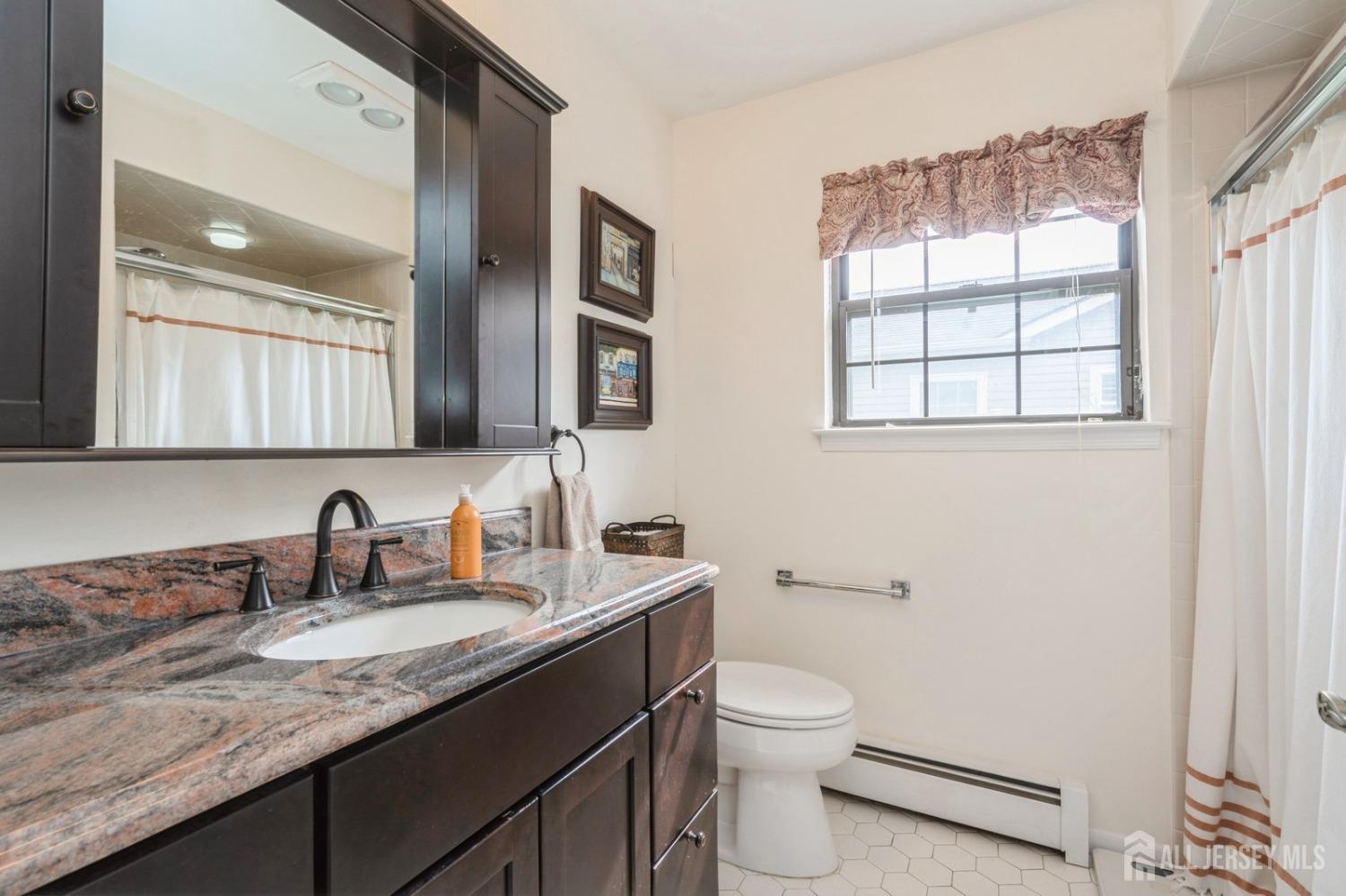 27 Peasley Drive, Marlboro, New Jersey image 16