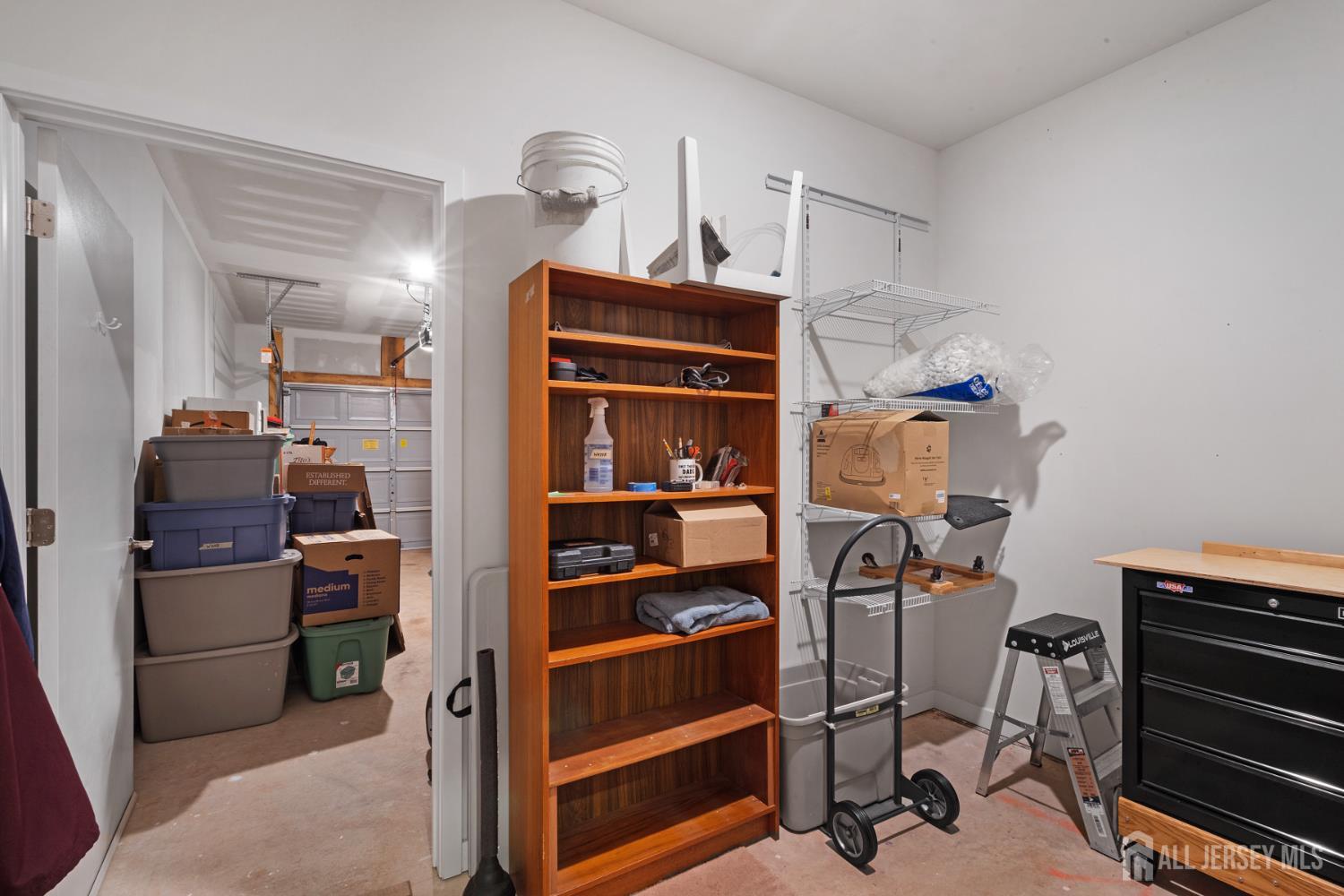 Piscataway, New Jersey 08854, United States, 2 Bedrooms Bedrooms, ,3 BathroomsBathrooms,Residential,Active,173743