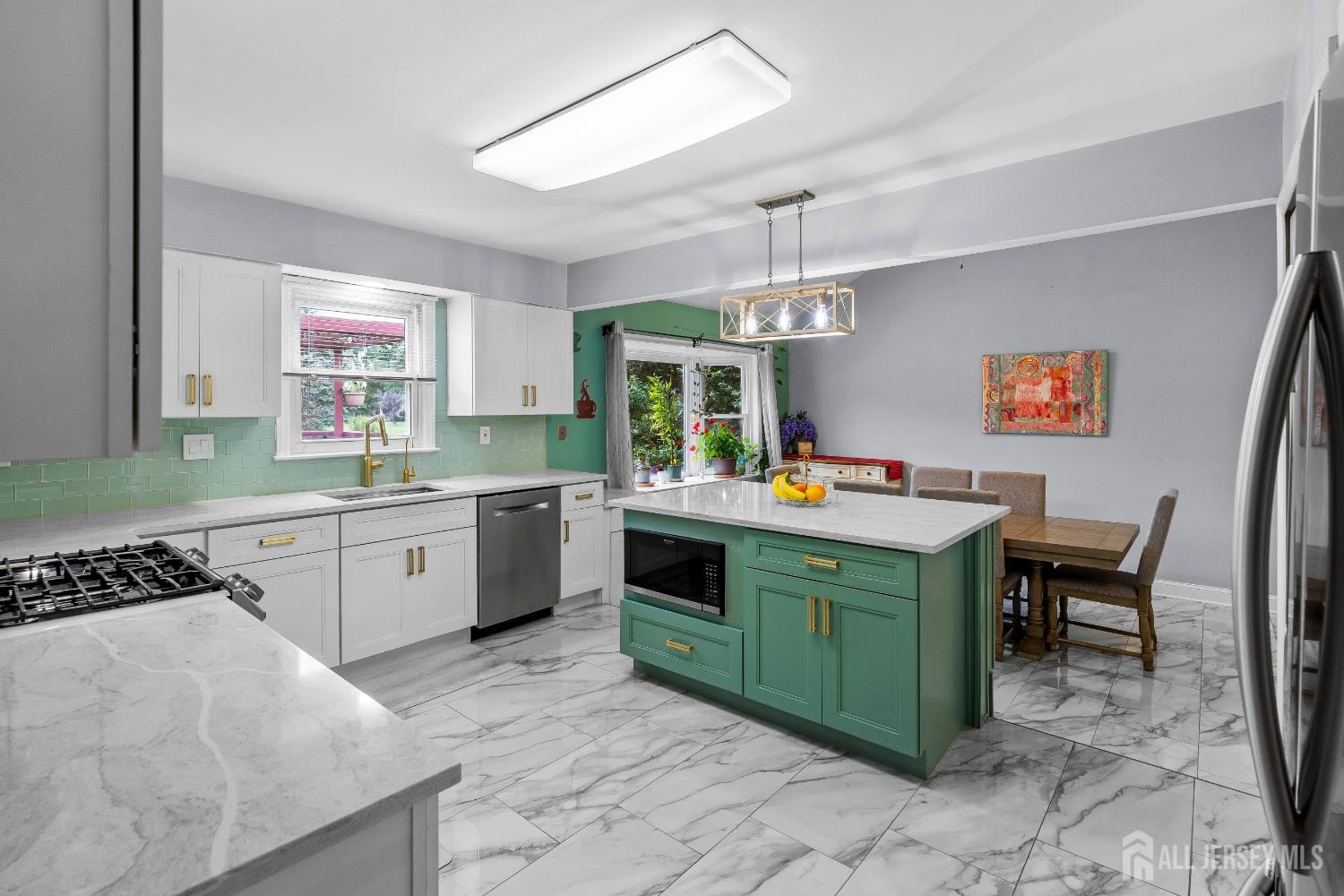 West Windsor, New Jersey 08550, United States, 4 Bedrooms Bedrooms, ,3 BathroomsBathrooms,Residential,Coming Soon,169062