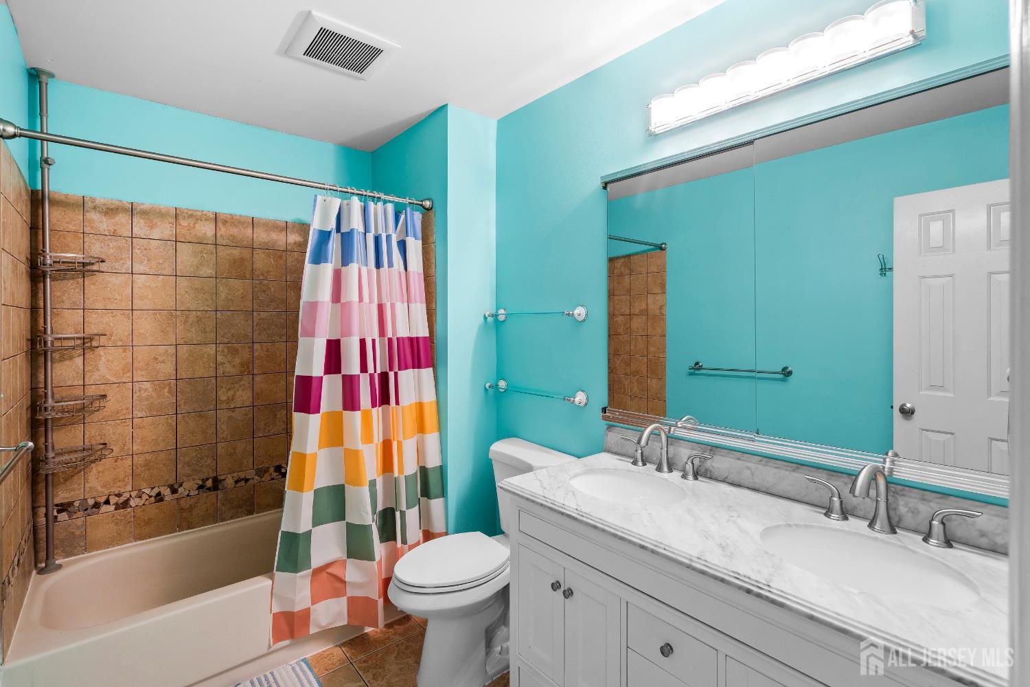 West Windsor, New Jersey 08550, United States, 4 Bedrooms Bedrooms, ,3 BathroomsBathrooms,Residential,Coming Soon,169062