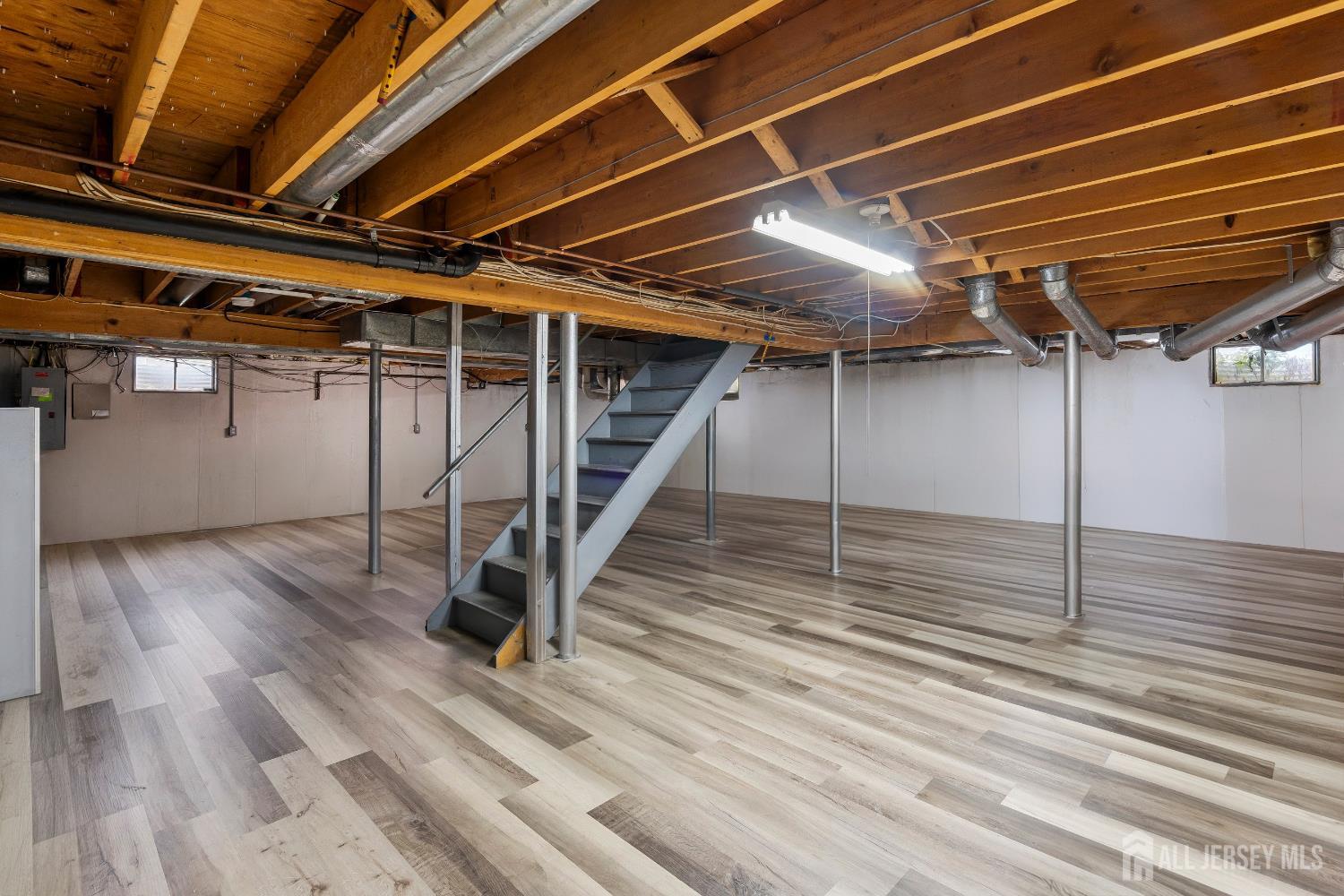 West Windsor, New Jersey 08550, United States, 4 Bedrooms Bedrooms, ,3 BathroomsBathrooms,Residential,Coming Soon,169062