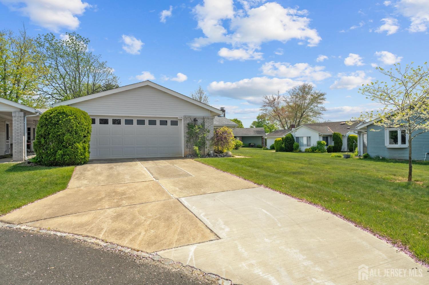 339 Quinton Drive #339C, Monroe Township, New Jersey image 1