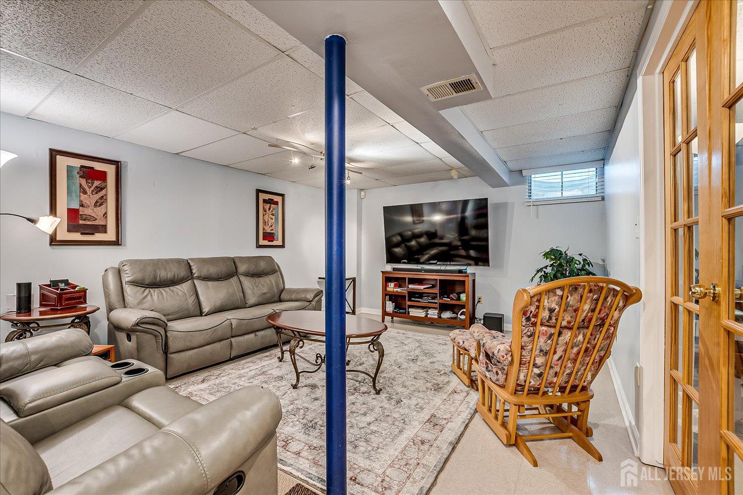 7 Cambridge Court, East Brunswick, New Jersey image 47