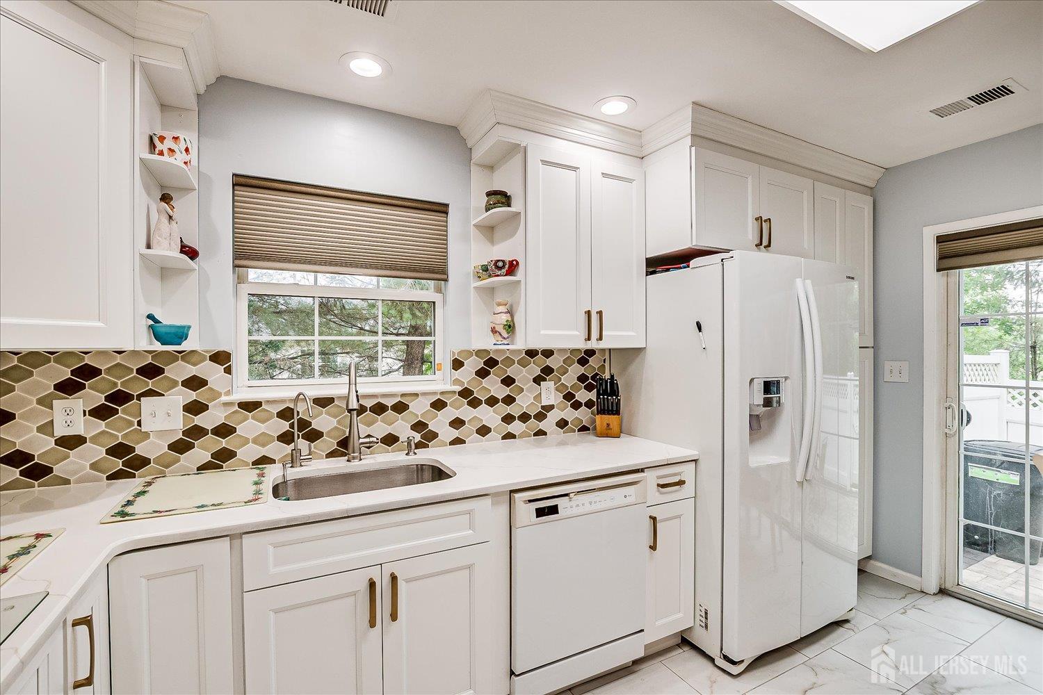 7 Cambridge Court, East Brunswick, New Jersey image 27