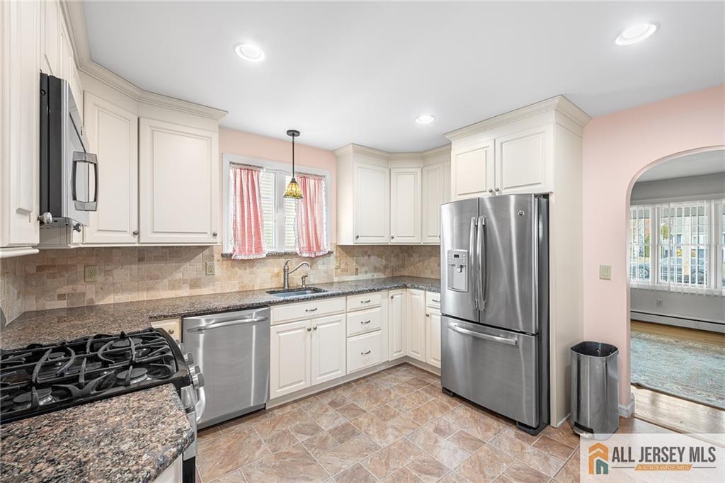 46 Virginia Street, South River, New Jersey image 8