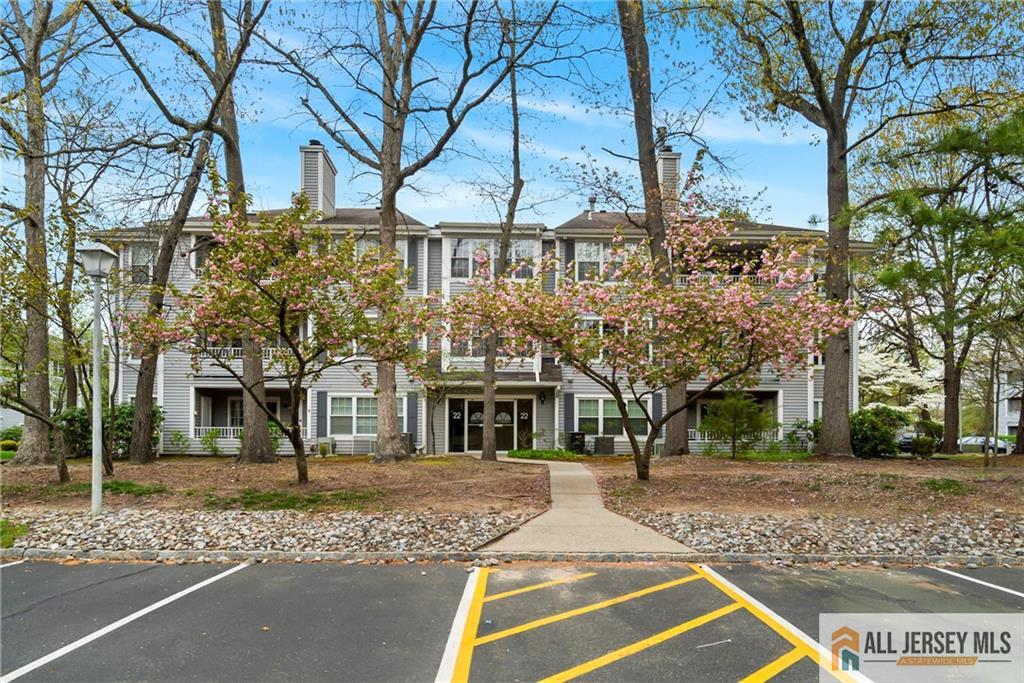2212 Candlelight Court #2212, Helmetta, New Jersey image 18