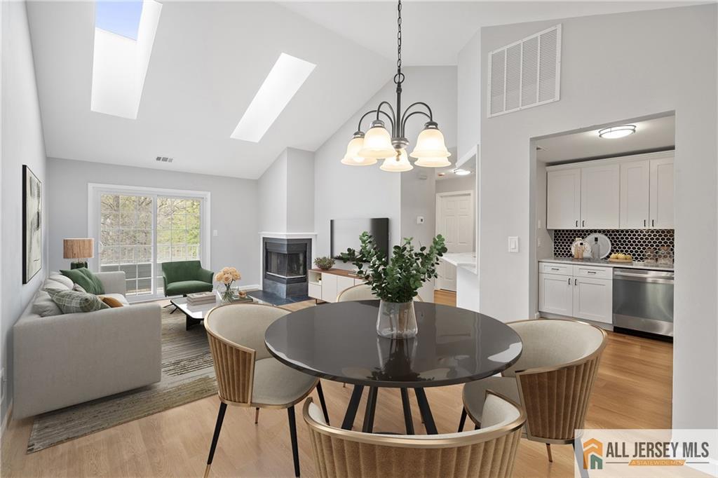 2212 Candlelight Court #2212, Helmetta, New Jersey image 3