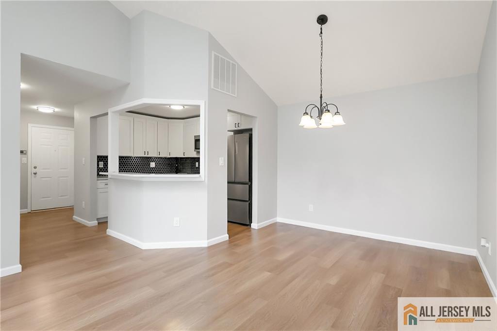 2212 Candlelight Court #2212, Helmetta, New Jersey image 5