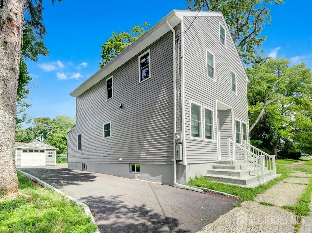 415 Plainfield Avenue