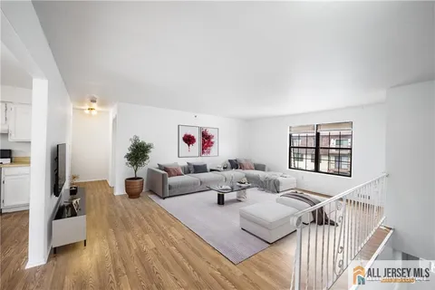 221 Orlando Street, Edison, NJ 08817 - MLS#: 2561259M