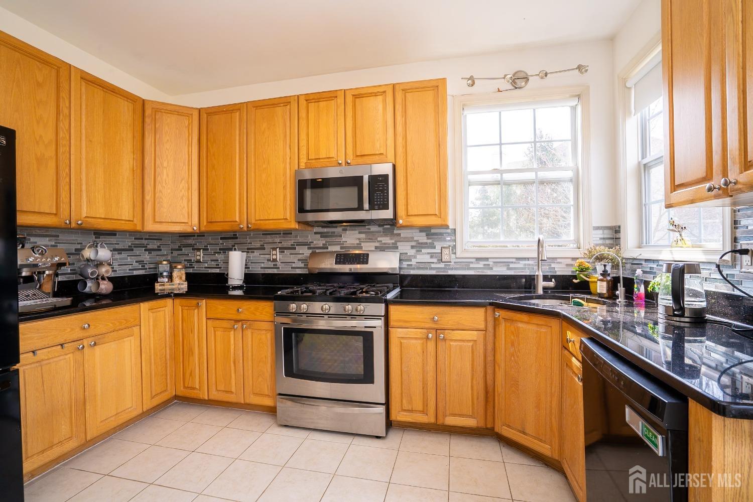 35 Frost Lane, Hightstown, New Jersey image 18