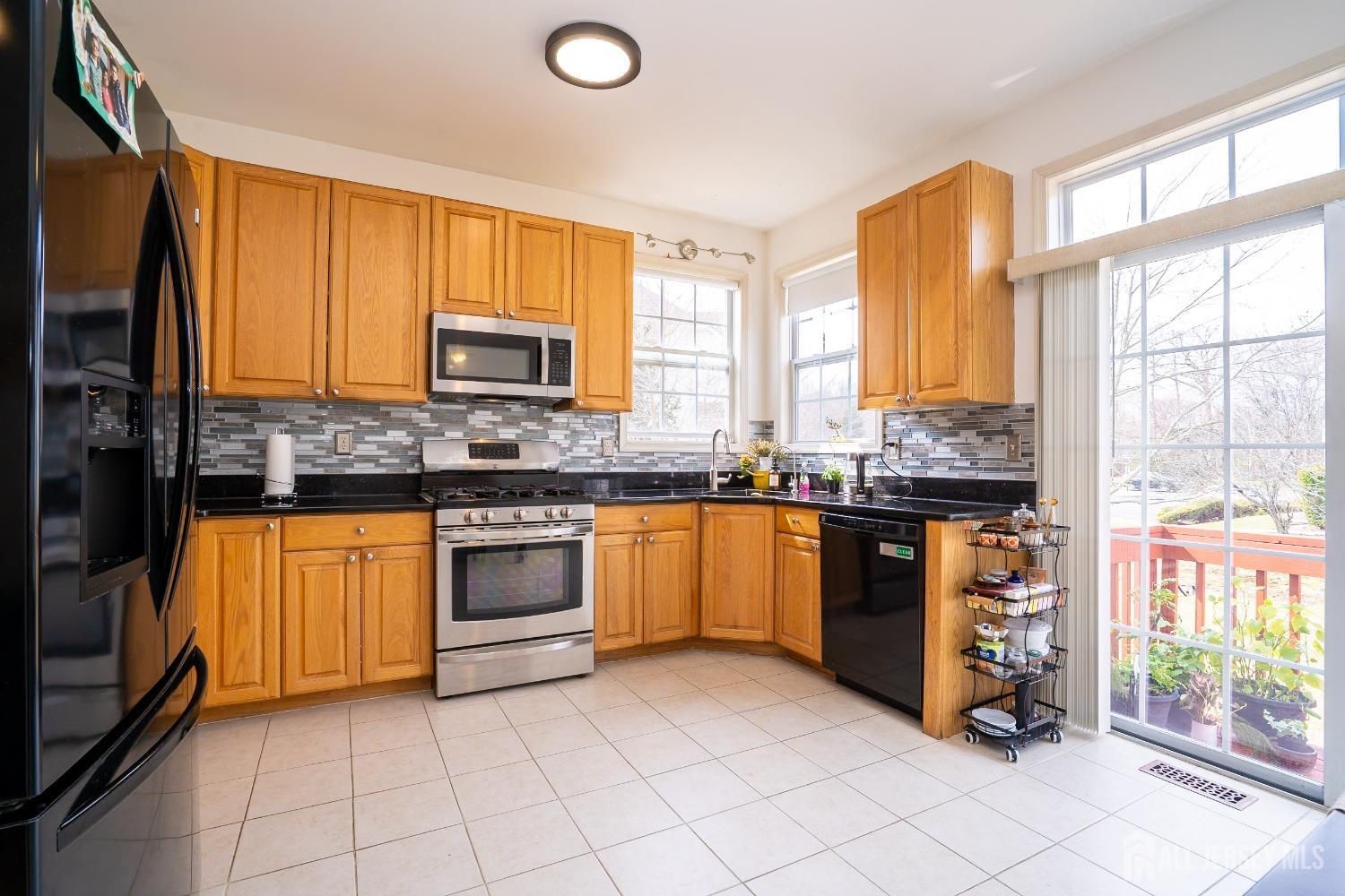 35 Frost Lane, Hightstown, New Jersey image 16