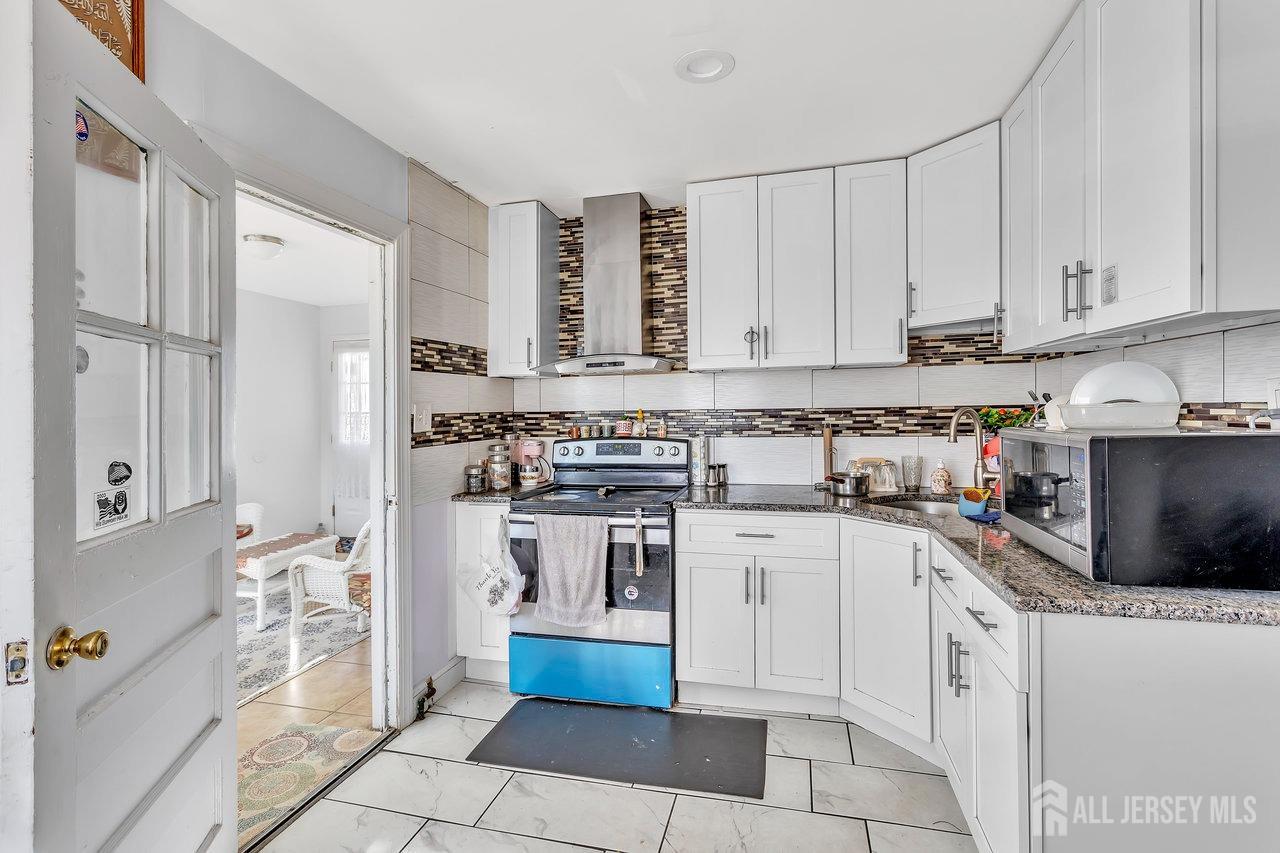 109 S Harrison Avenue, Iselin, New Jersey image 9