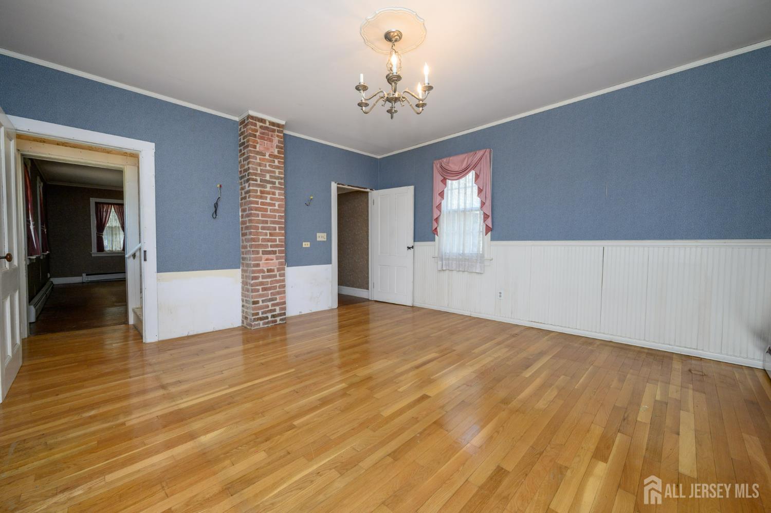 105 Morning Glory Road