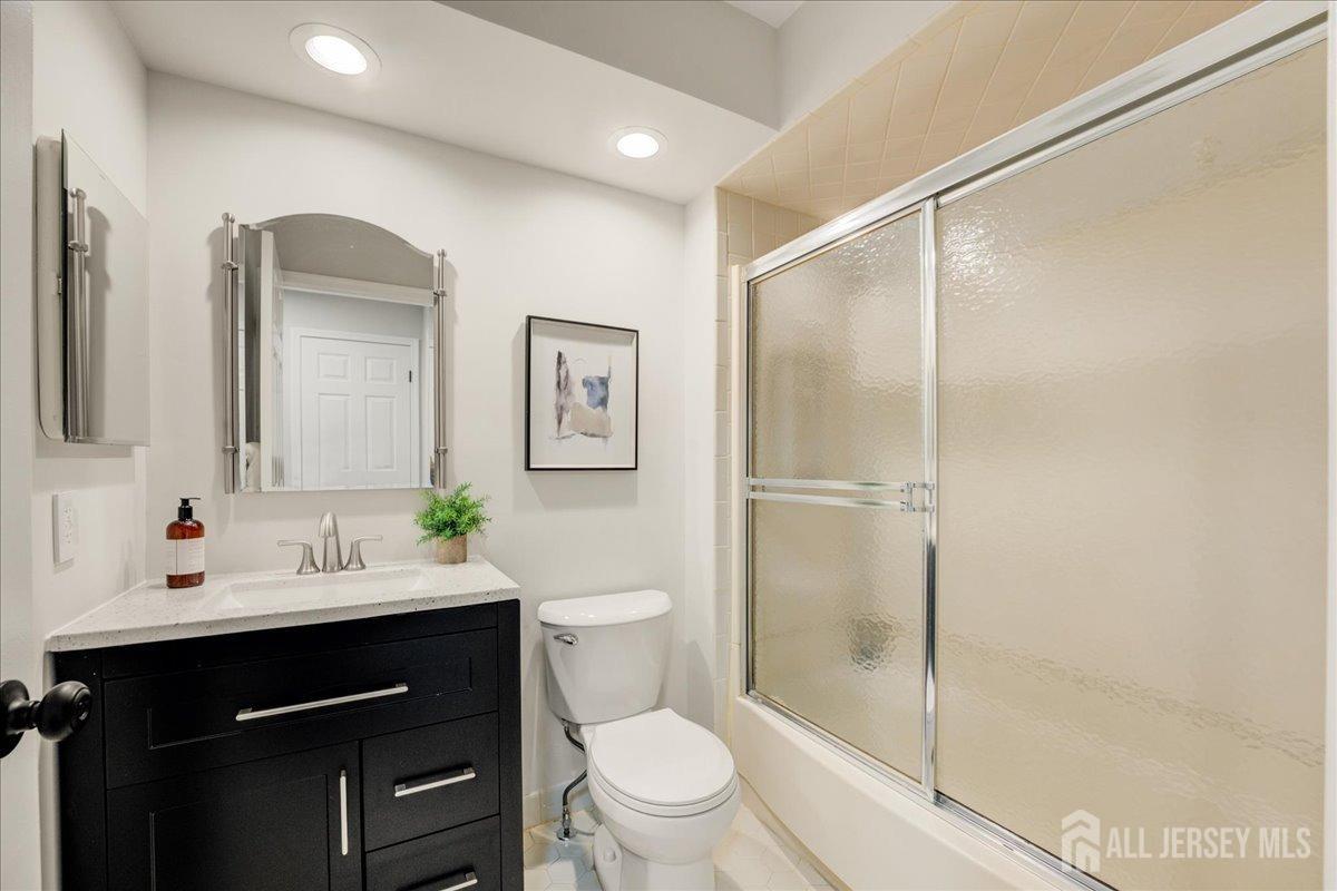 1311 Stoneridge Circle #1311, Helmetta, New Jersey image 12