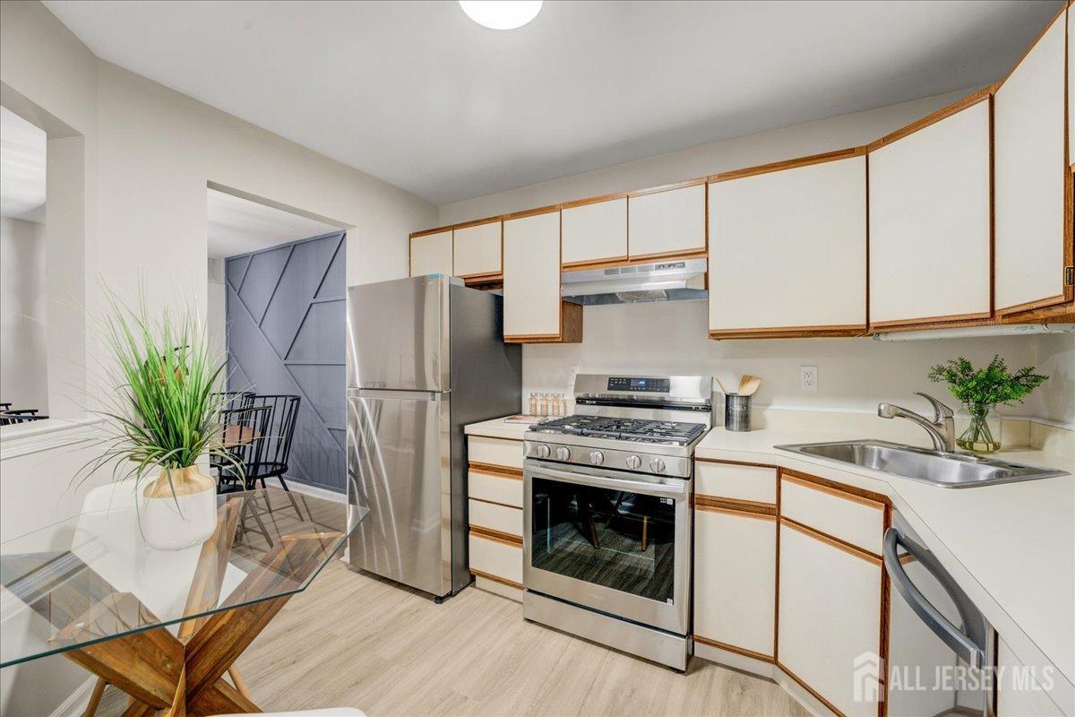 1311 Stoneridge Circle #1311, Helmetta, New Jersey image 3