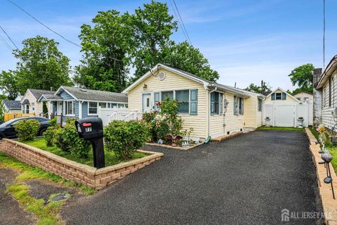 Homes For Sale - 77 Pacific Boulevard<br/> Middlesex County, Old Bridge, NJ 07735