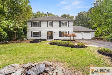 Homes For Sale - 569 Buttonwood Drive<br/> Jackson, NJ 08527