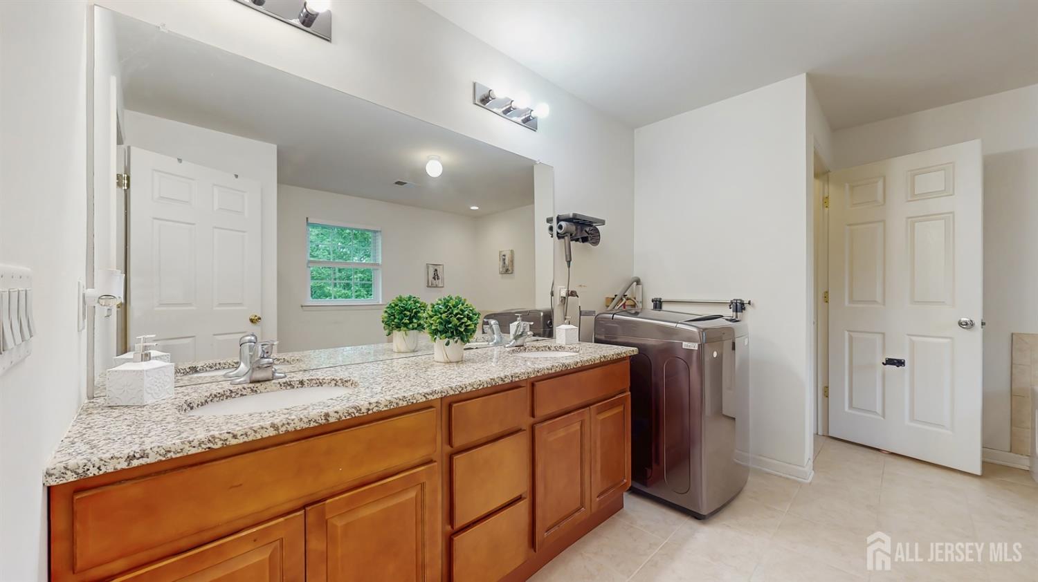 612 Magnolia Road, North Brunswick, New Jersey image 34