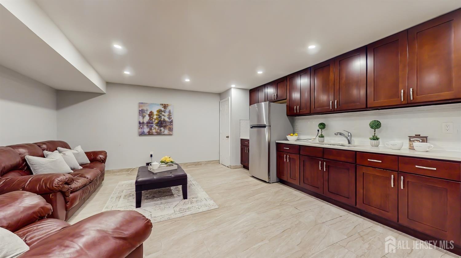 612 Magnolia Road, North Brunswick, New Jersey image 35