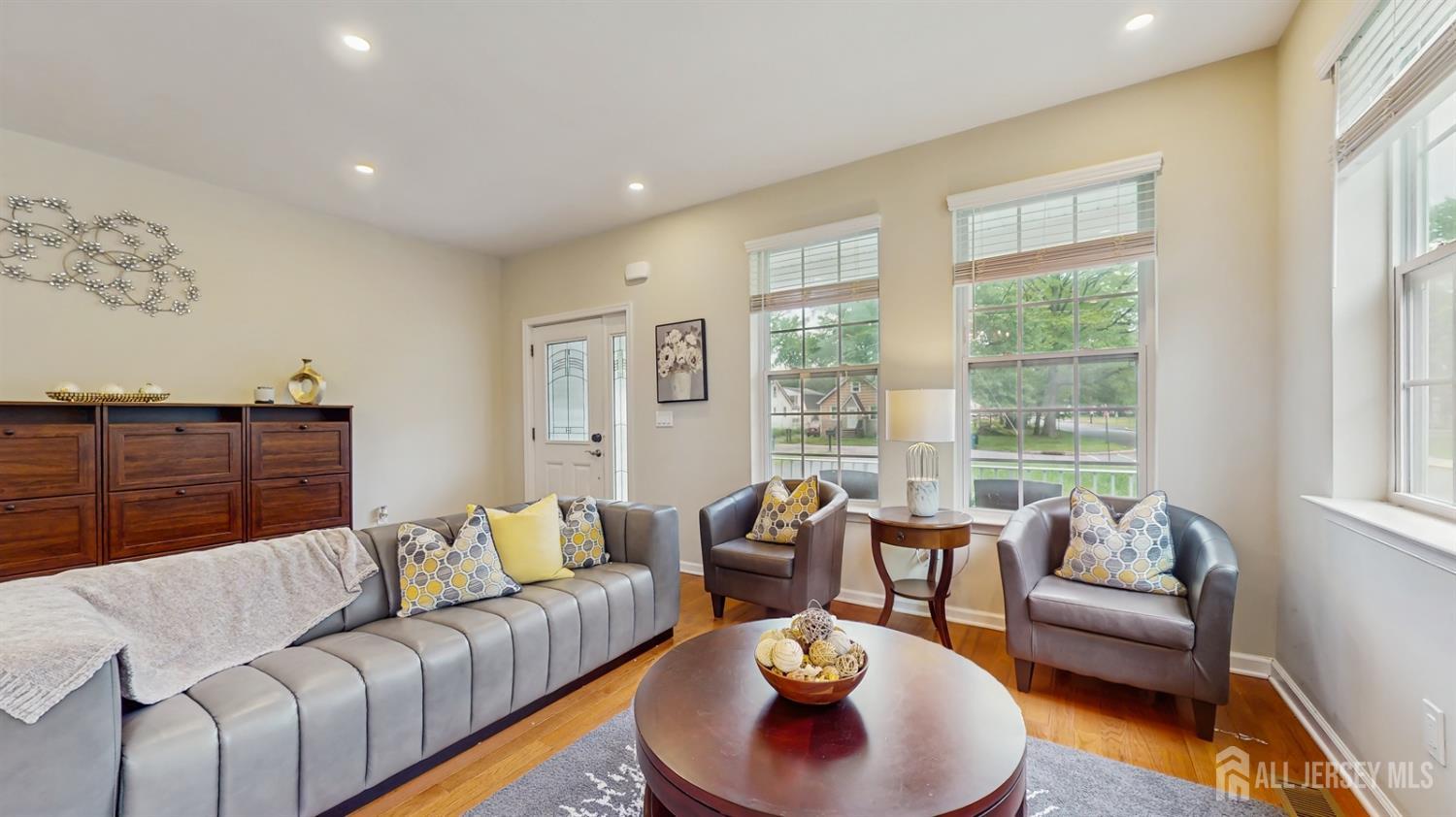 612 Magnolia Road, North Brunswick, New Jersey image 9