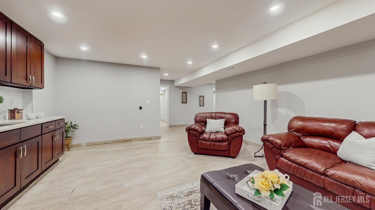 612 Magnolia Road, North Brunswick, New Jersey image 36