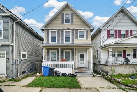 Apartment For Rent - 127 S Pine Avenue<br/> South Amboy, NJ 08879