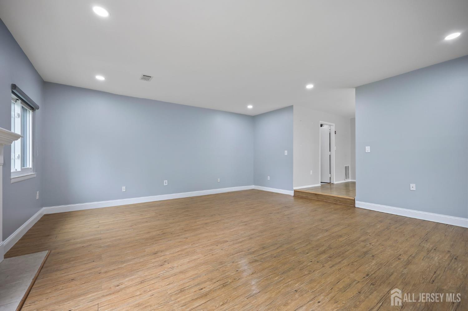 70 Lexington Circle, Old Bridge, New Jersey image 22