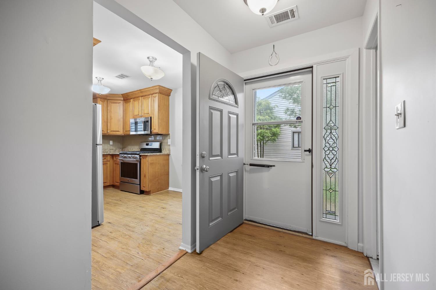 70 Lexington Circle, Old Bridge, New Jersey image 9