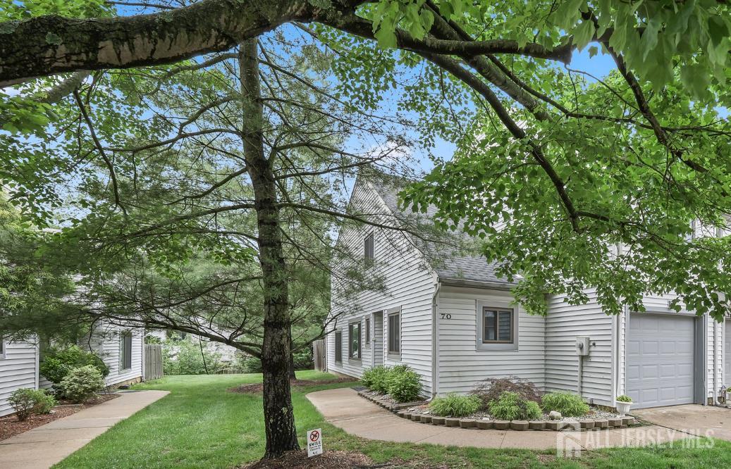 70 Lexington Circle, Old Bridge, New Jersey image 6
