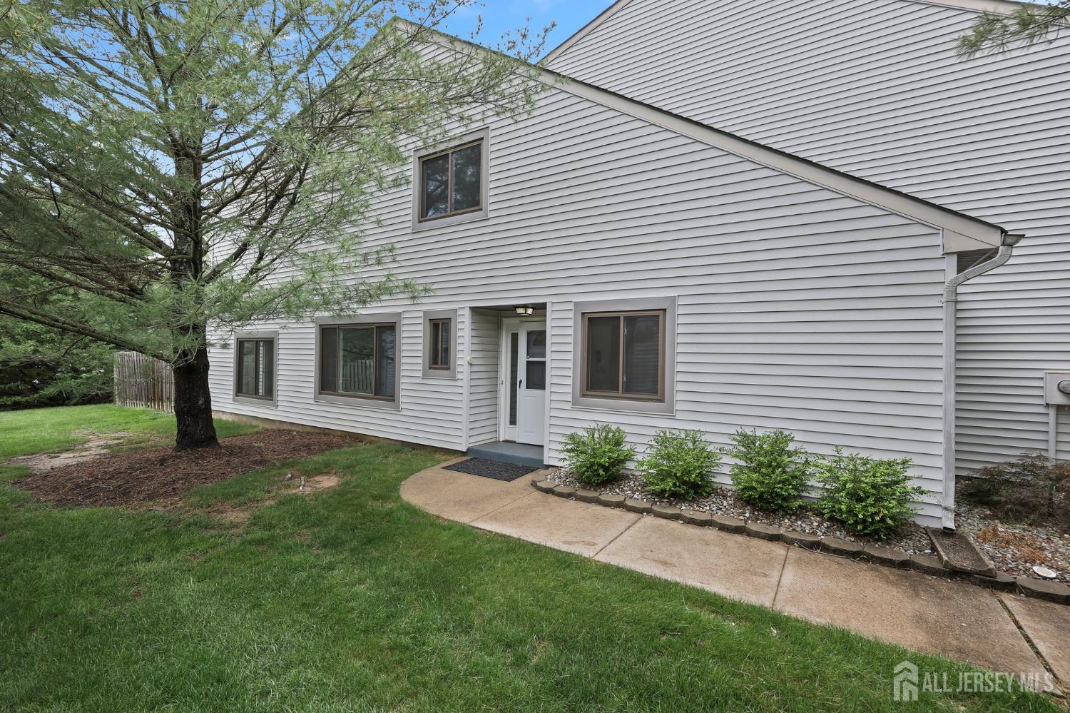 70 Lexington Circle, Old Bridge, New Jersey image 7