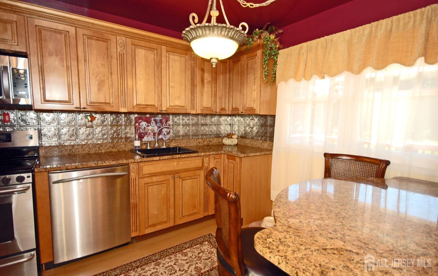 277 Grandview Avenue, Piscataway, New Jersey image 11