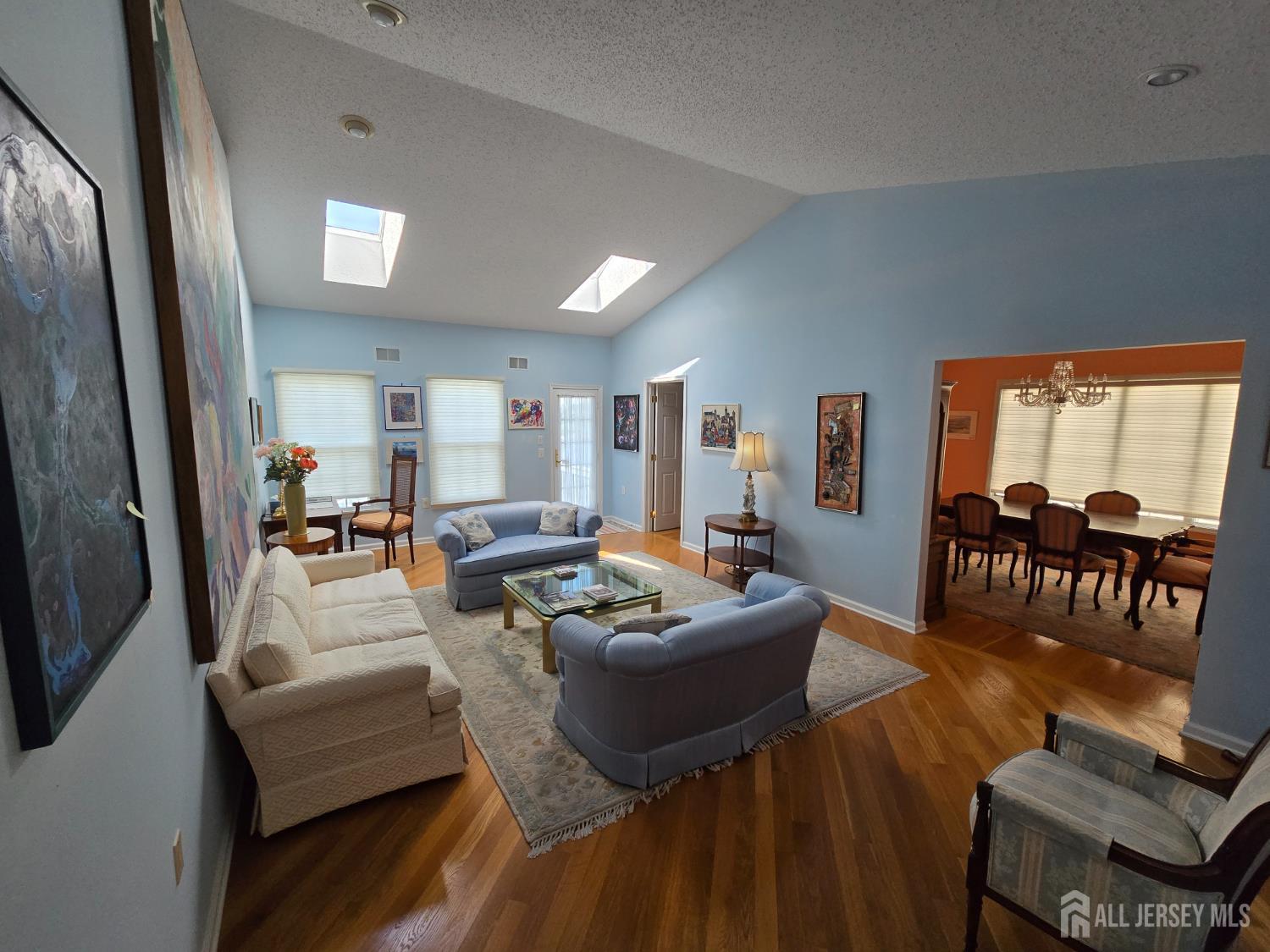 16 Phillip Court, Monroe Township, New Jersey image 4