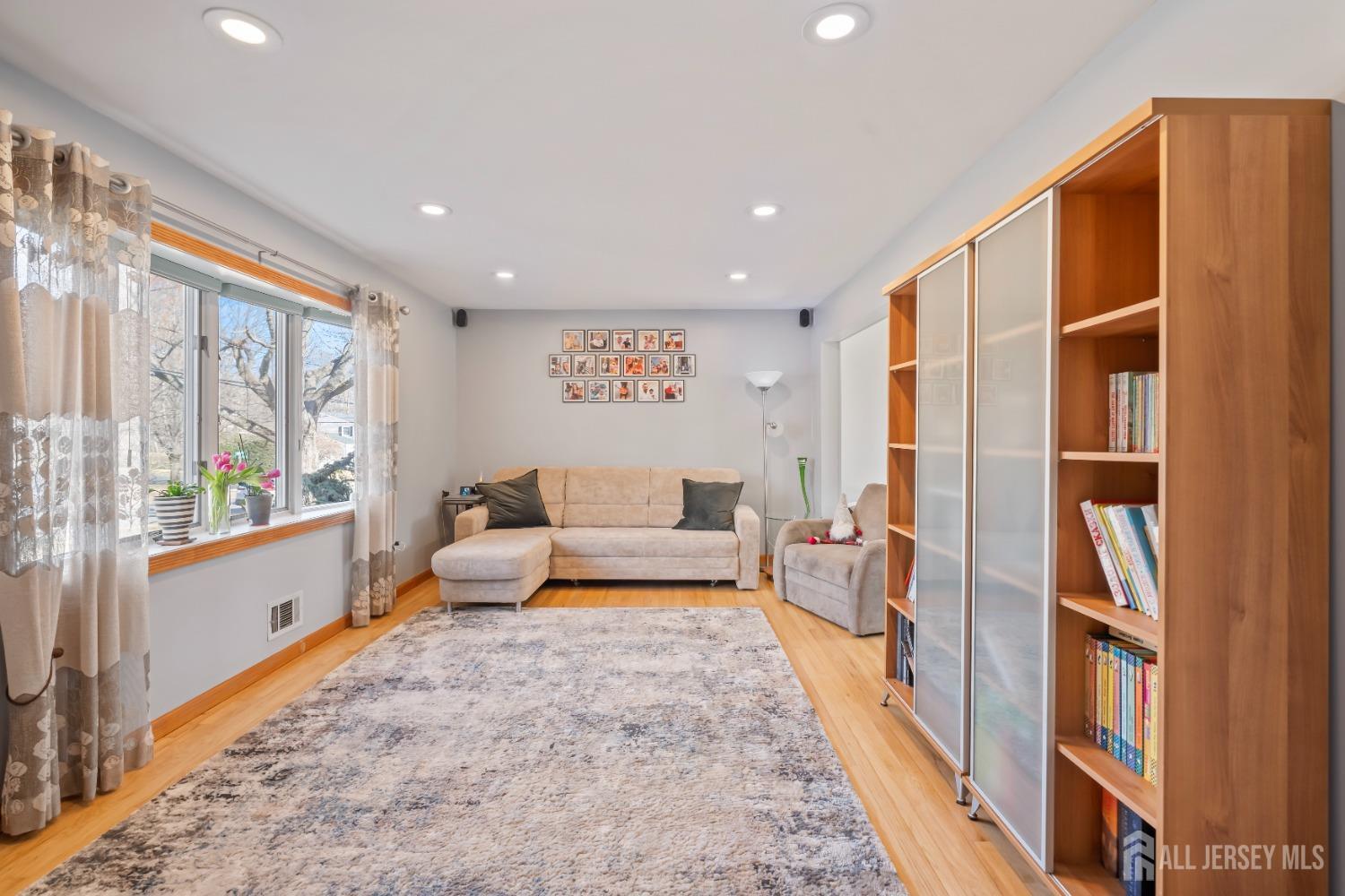 36 Frost Avenue, East Brunswick, New Jersey image 3