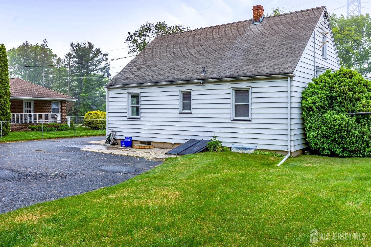 125 Deerfield Road, Sayreville, New Jersey image 10