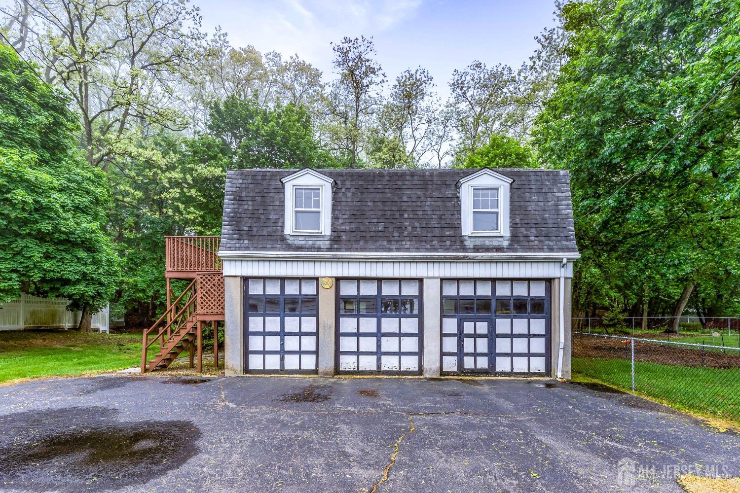 125 Deerfield Road, Sayreville, New Jersey image 7