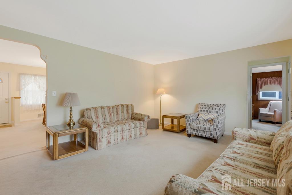 25 Orchard Road, Middlesex, New Jersey image 10