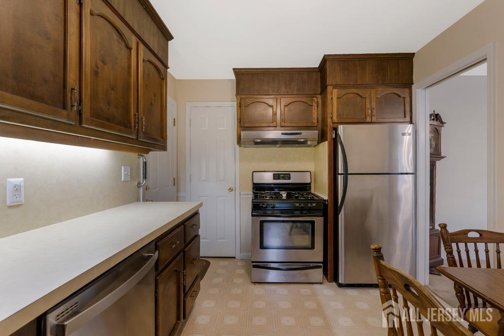 25 Orchard Road, Middlesex, New Jersey image 13