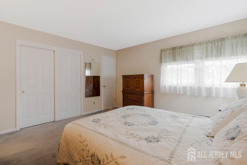 25 Orchard Road, Middlesex, New Jersey image 16