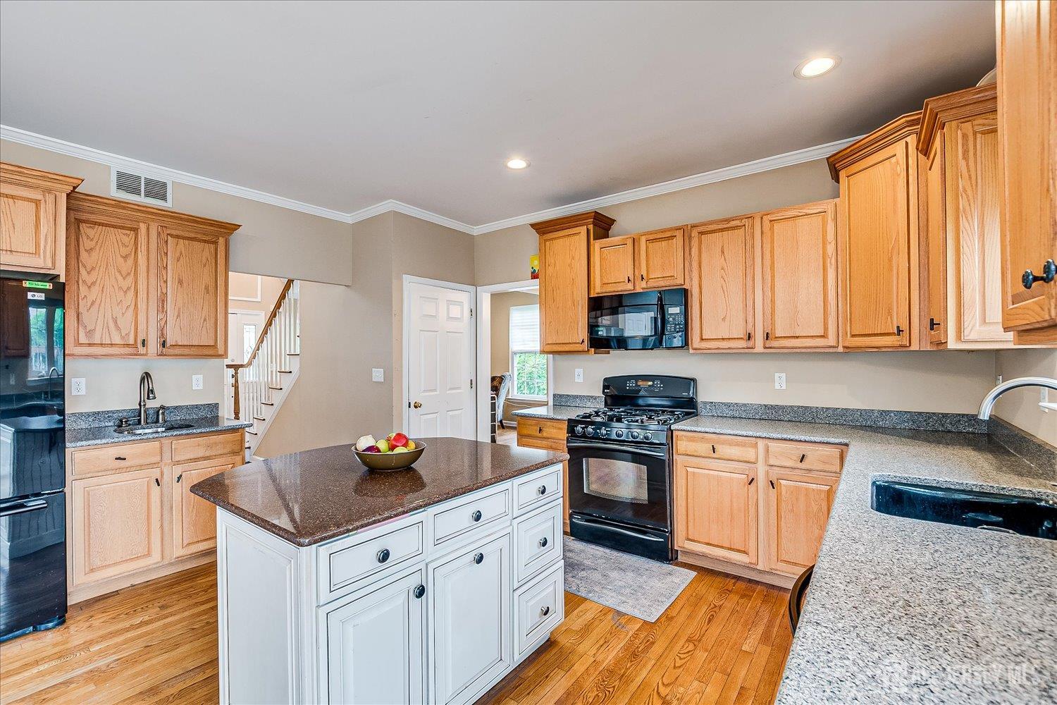 153 Brookhill Avenue, Edison, New Jersey image 16