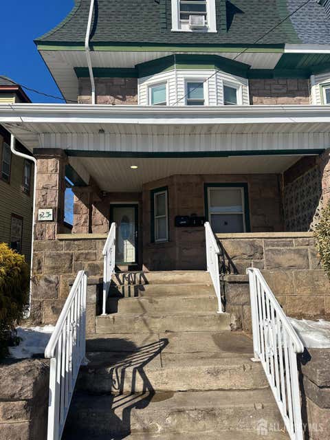 Townhouse For Rent - 23 S Dean Avenue<br/> Trenton, NJ 08618